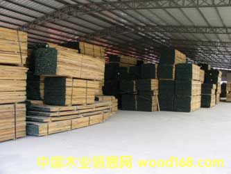 �t��+����