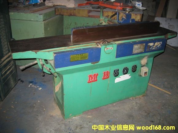 �d¡300ƽ�٣�1.8�ף�