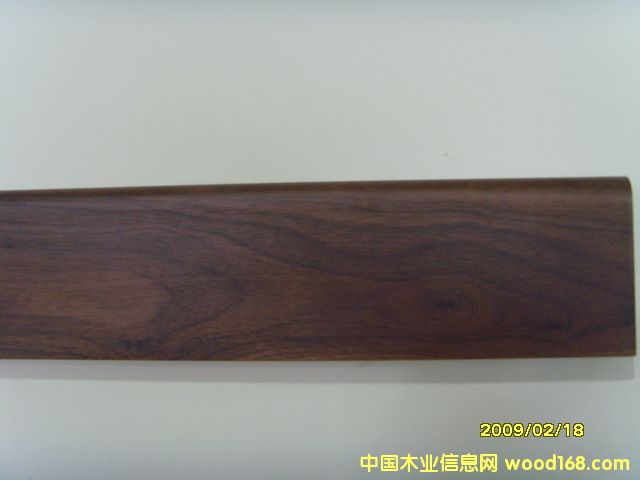 �ں��Ҍ�(sh��)ľ�߽Ǿ���Ԕ��(x��)��B