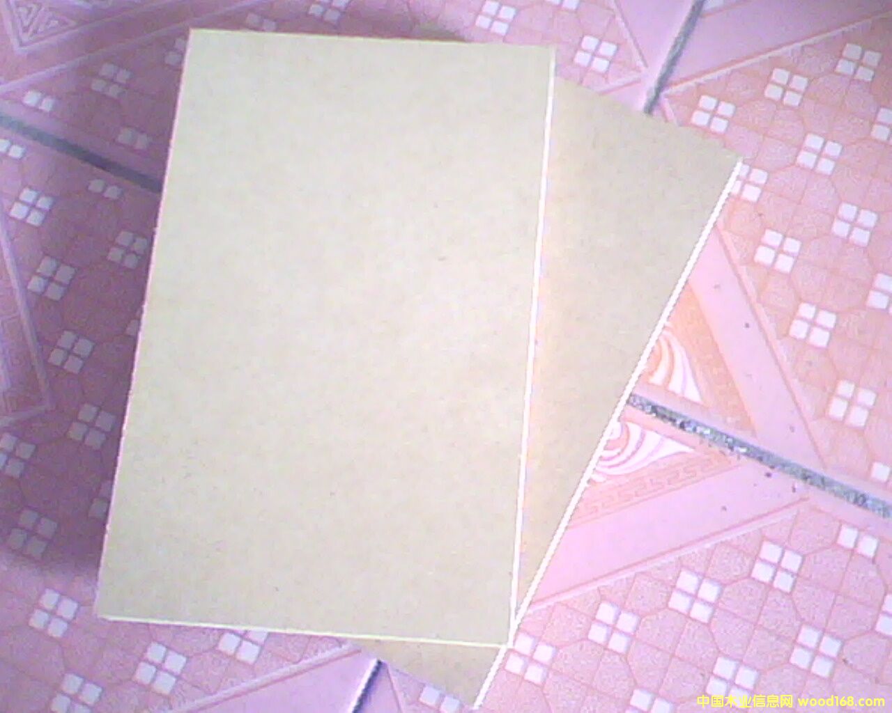 ���ܶȵذ���ģ���Ʒ��