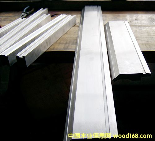 �M�϶β�ģ�����o�����ۏ��Cģ