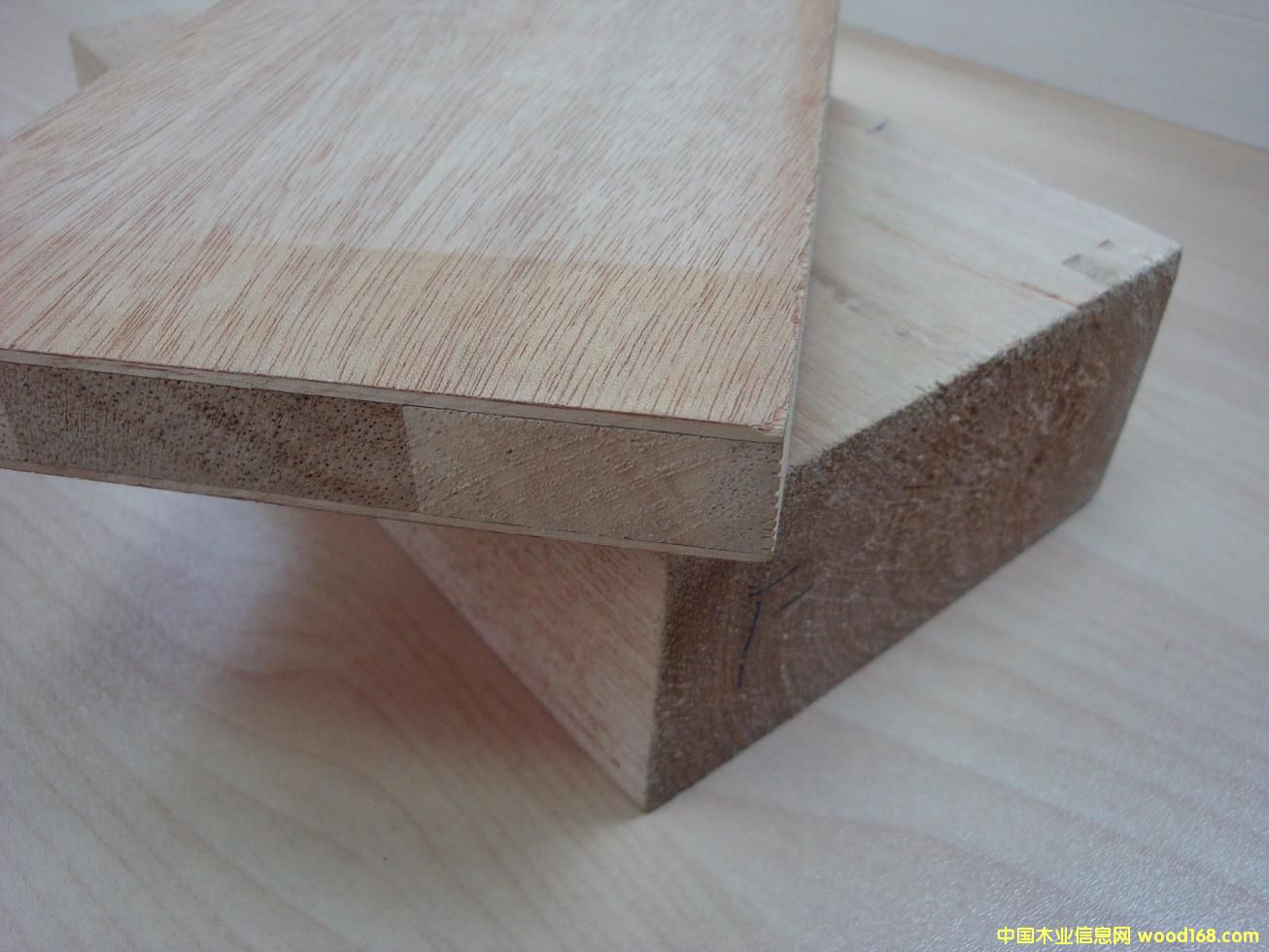 �R����ľ��ģ���(x��)ľ����