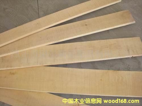 Խ�ϰ׺ɟo(w��)��(ji��)��