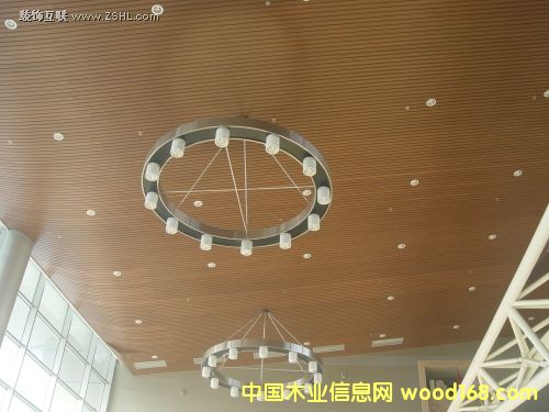 ��ꖾG��ľ�w�F(xi��n)�Gɫ�W�\(y��n)�����ĊW�\(y��n)