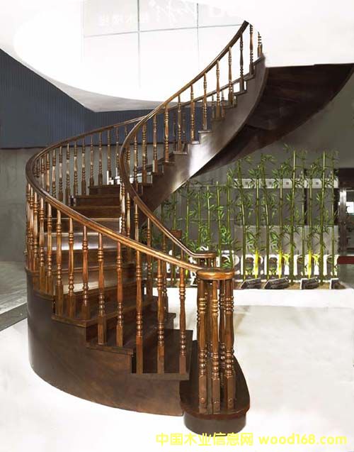 ���D(zhu��n)��ľ