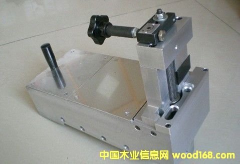 ��߅�C(j��)�z��