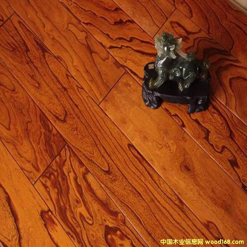 ���ӌ�ľ�ͺ�ϵ��LG-7703��Ԕ����B