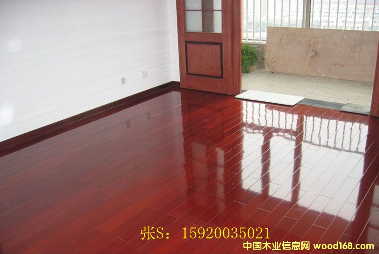 �t÷�£������ۣ���ľ�ذ�