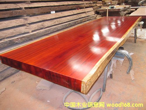 �t������