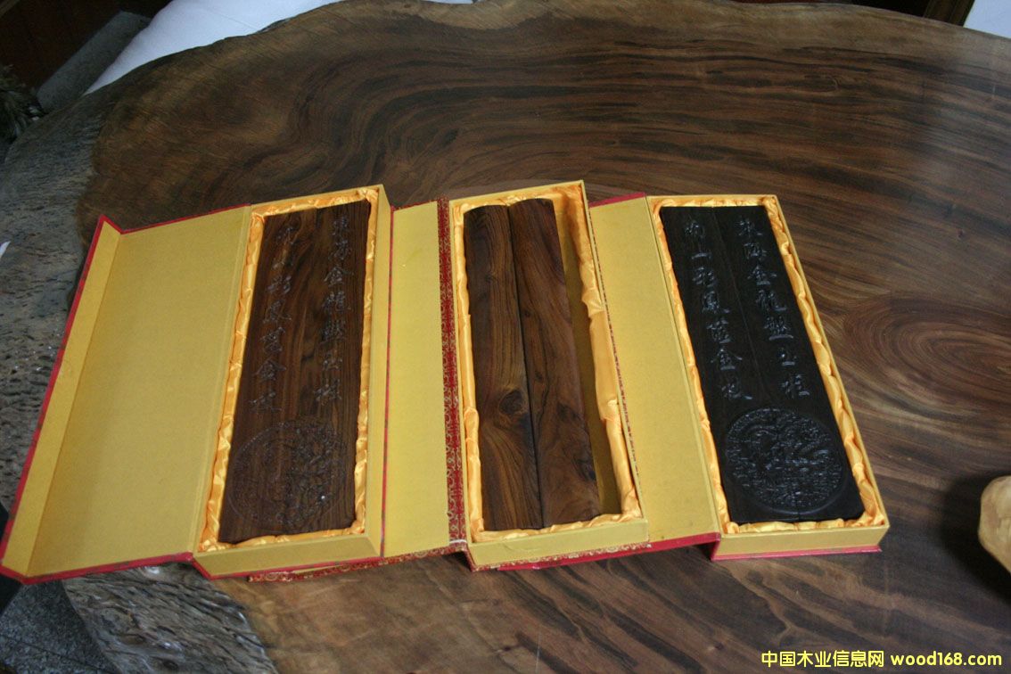 �(zh��n)��