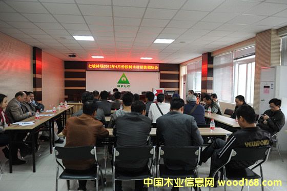 �����ֈ�(ch��ng)4�·�������ľ���N(xi��o)���И�(bi��o)��(hu��)