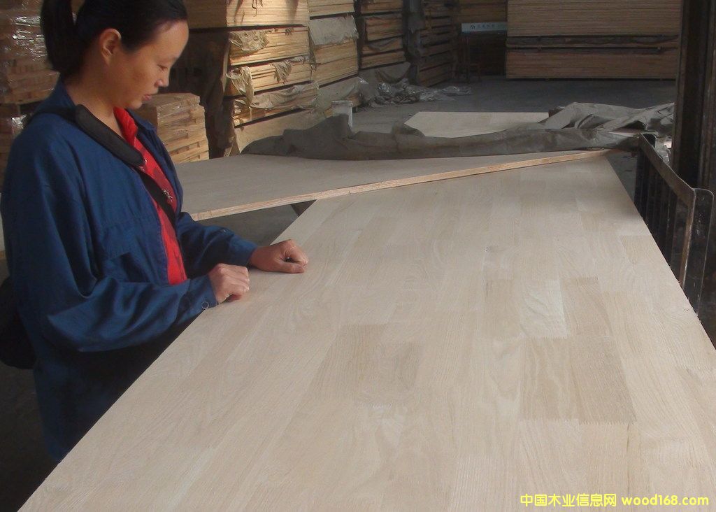 [��] �t��ָ�Ӱ��p��ˮ��(xi��n)�o(w��)��4200*900*18��40mm 6000Ԫ/��