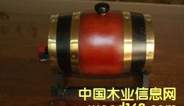 ����һ�y(t��ng)��������ľ�ƾ�Ͱ��ľ��Ͱ��Ԕ����B