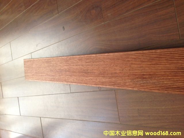 ���}��ذ�1