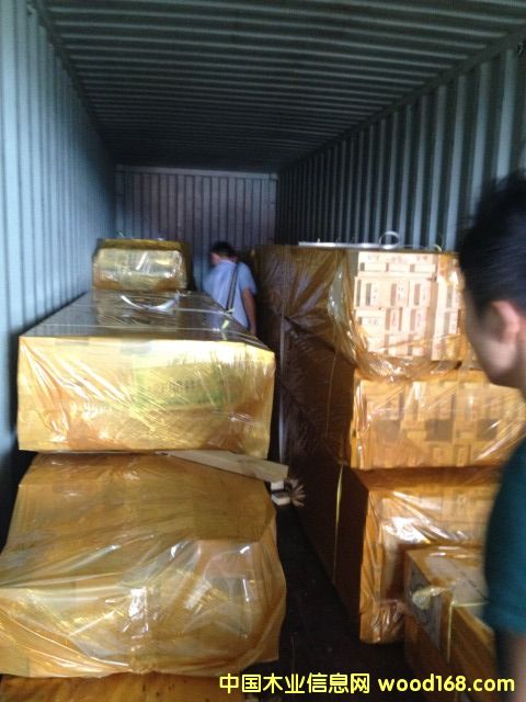 �Ϻ������u��ʽľ�Y(ji��)��(g��u)�e��