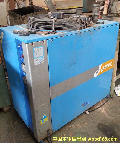 �՚����C(j��)