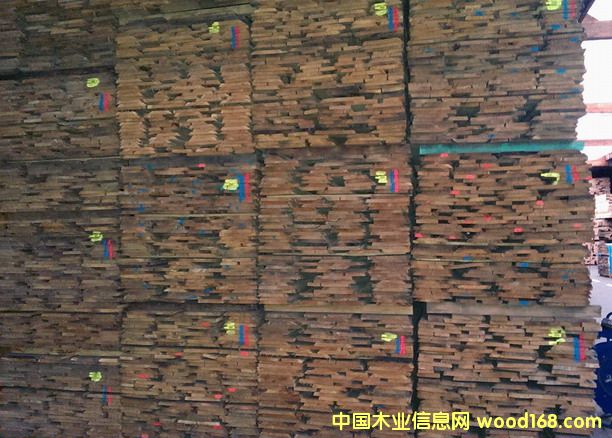 White oak edged lumber��Ԕ����B