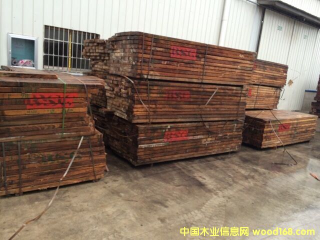 [��] BSGС���R/����ľ