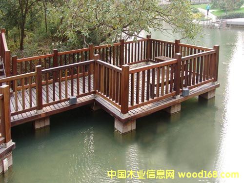 ɽ������ľ�Hˮƽ�_