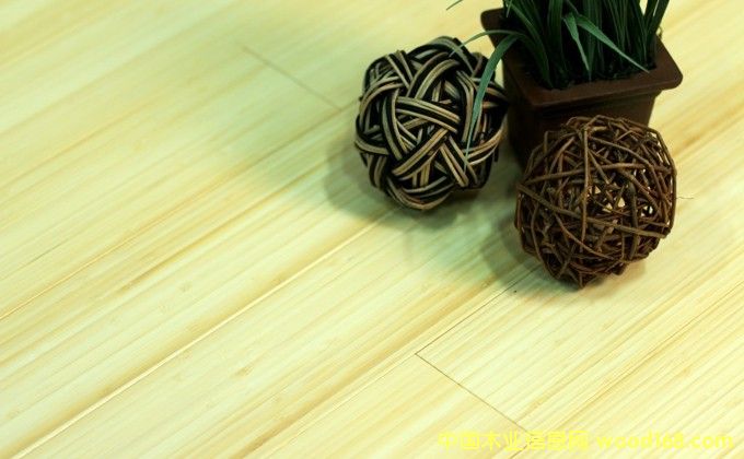 �������ڱ�ɫ��(c��)����ذ��Ԕ��(x��)��B