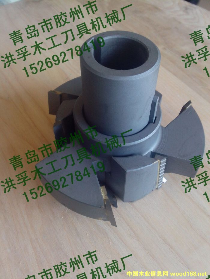 ���u���z���к���ľ�����ߙC(j��)е�S�p��龵�