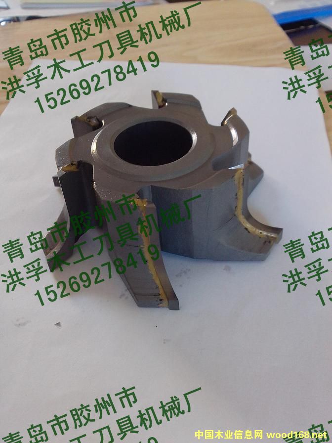 ���u���z���к���ľ�����ߙC(j��)е�S���X�����͵�