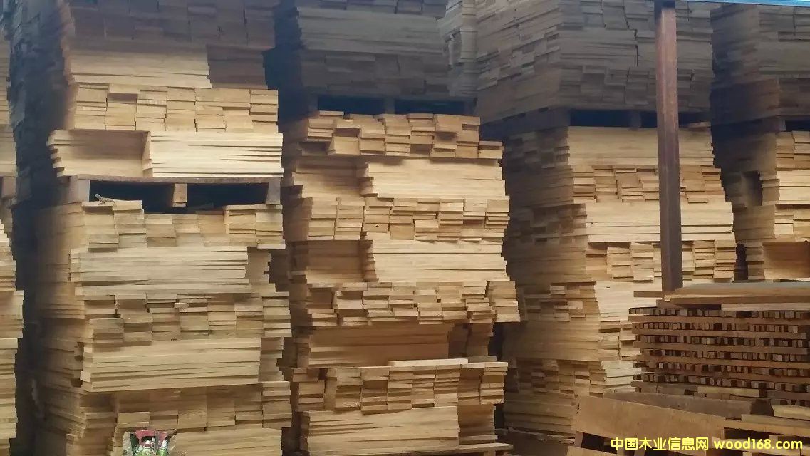 ����ľ�Ă}��