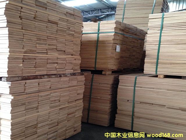 ����ذ��� ȫ��(sh��)ľ�ذ��� �W���M(j��n)�ڰ���ľľ�� ���ӌ�(sh��)ľ�ذ���