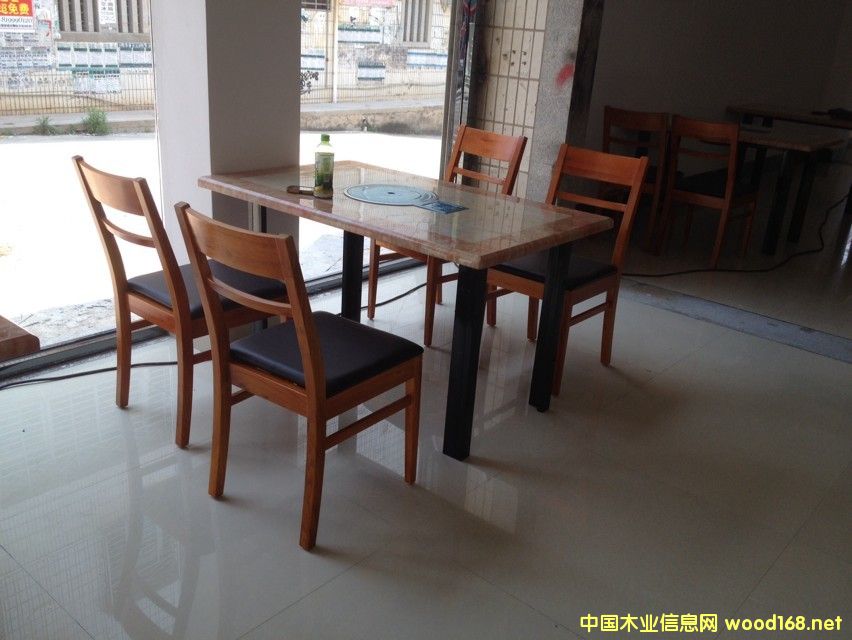 ���^����