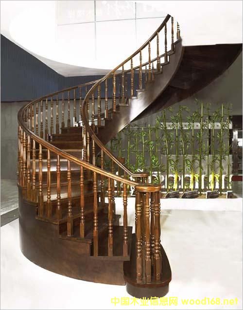 �ͻ�ľ�|(zh��)����̤���塢̤����r�����l(f��)