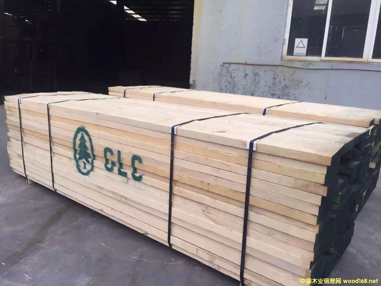 ��Ϟ?z��i)���ˮ�����?><br>
                      <font size=3><b>��Ϟ?z��i)���ˮ�����?/b></font></a></div>
                  </td>
                </tr>
                 
                <tr> 
                  
                <td height=