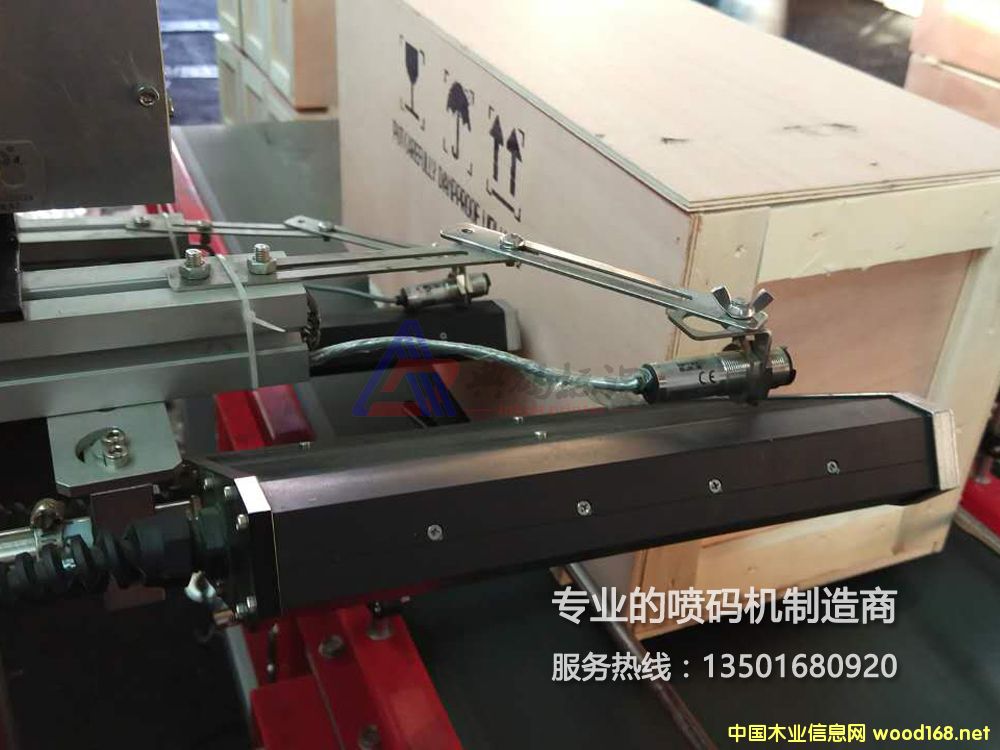 �Ϻ�ľ�凊�a�C(j��)