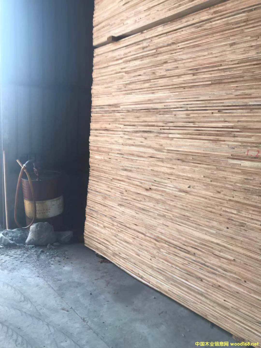 ���B(t��i)��