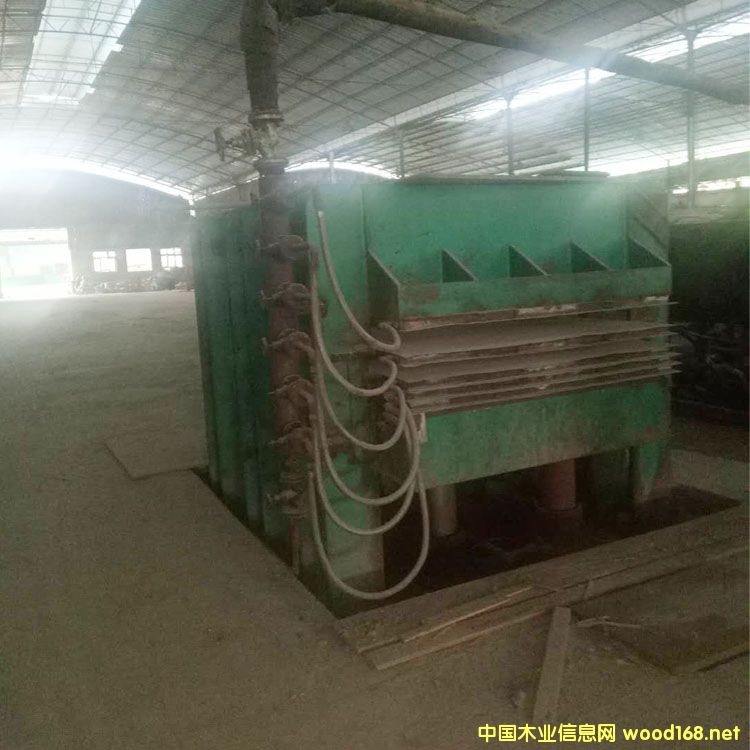 [��] �ɝ��̹��a(ch��n)4*8����ӂȉ�ʽ�ቺ�C