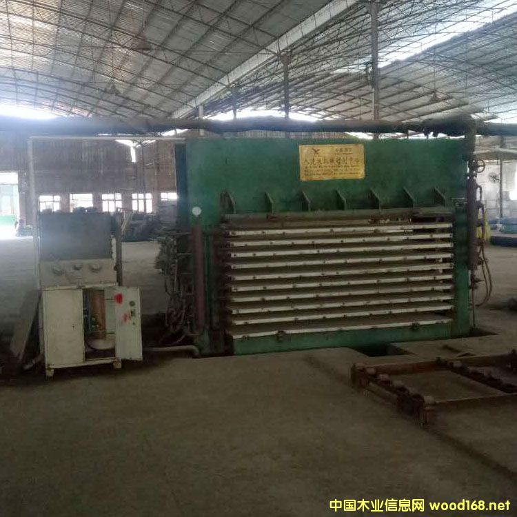 [��] �ɝ��̹��a(ch��n)4*8��ʮ�Ӷ��ֶ��Ӱ�ቺ�C(j��)