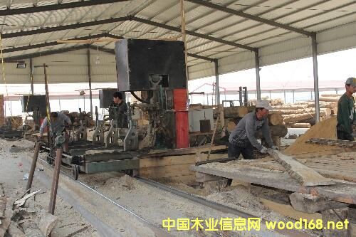 �����Ї��Ҽ�ľ���Q(m��o)�׼ӹ�ʾ���^(q��)