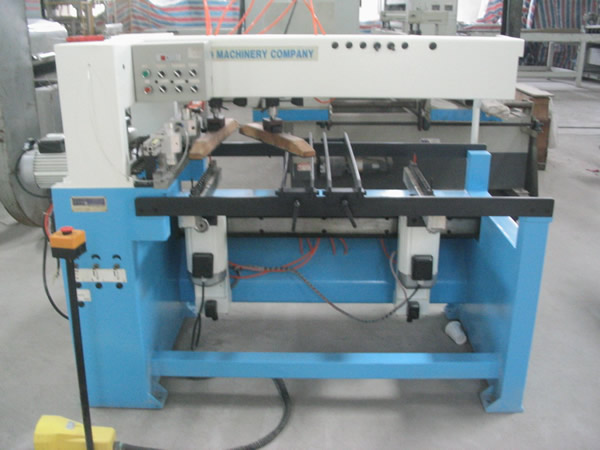 �M�������@