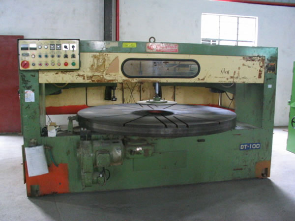 �p����߅�����